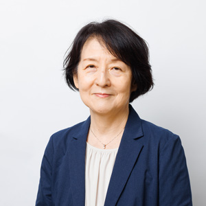 井上 龍子